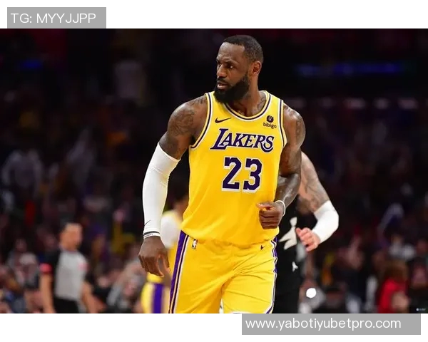 德拉蒙德篮板数突破11000大关成现役第二仅次于詹姆斯的辉煌成就 德拉蒙德篮板数突破11000大关成现役第二仅次于詹姆斯的辉煌成就