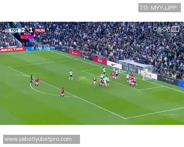 德里赫特谈防守体系适应性三中卫战术逐渐熟练掌握