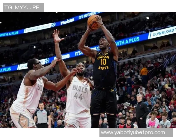 巴特勒首节表现抢眼三投全中贡献八分四助攻正负值高达十七