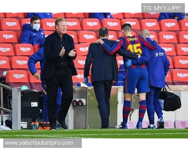 朗格莱因重度扭伤内侧副韧带预计缺阵两个月球队面临人员短缺挑战