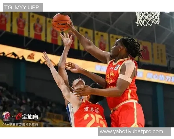 常规赛第12轮迎战青春风暴全队冷静应对成功夺胜展现实力与团结