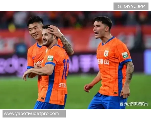 2025中超赛季终结海港荣膺冠军申花紧随其后法比奥斩获金靴亚泰梅州遗憾降级